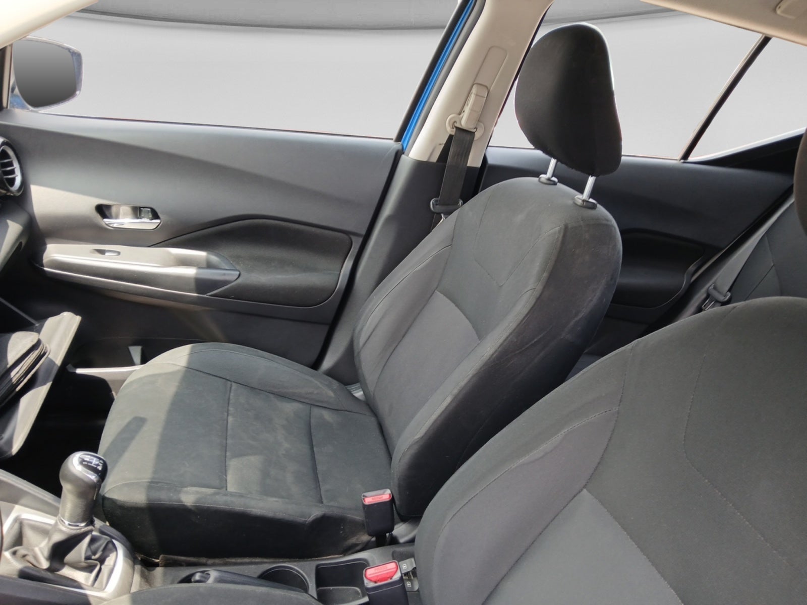 2023 Nissan KICKS ADVANCE 1.6 LTS MT 23