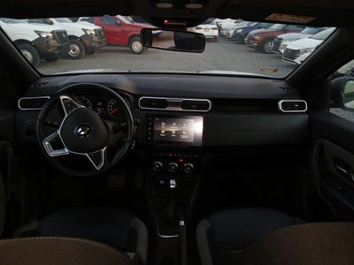 2023 RENAULT DUSTER ICONIC CVT