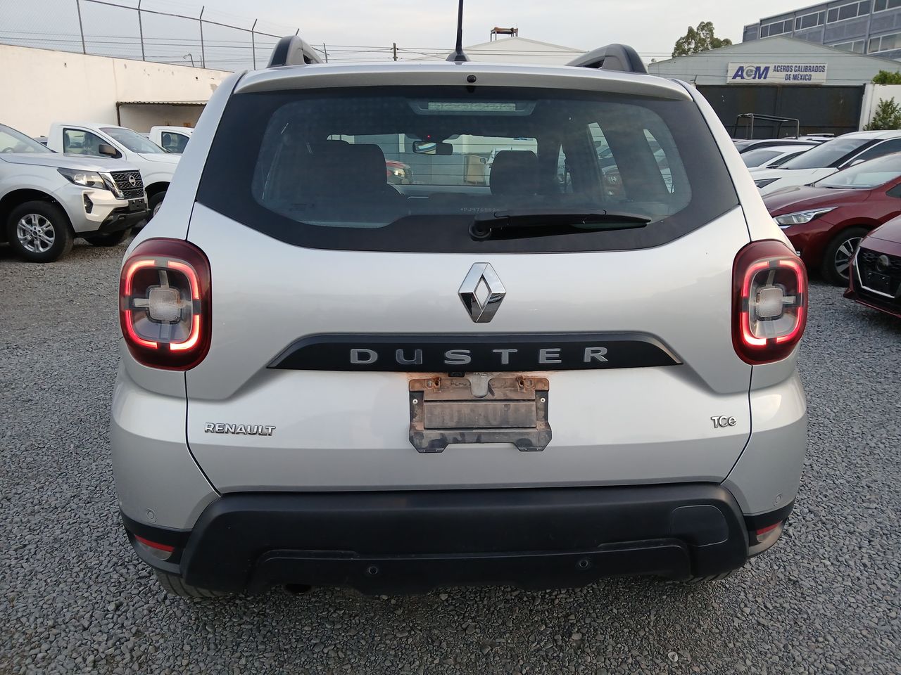 2023 RENAULT DUSTER ICONIC CVT