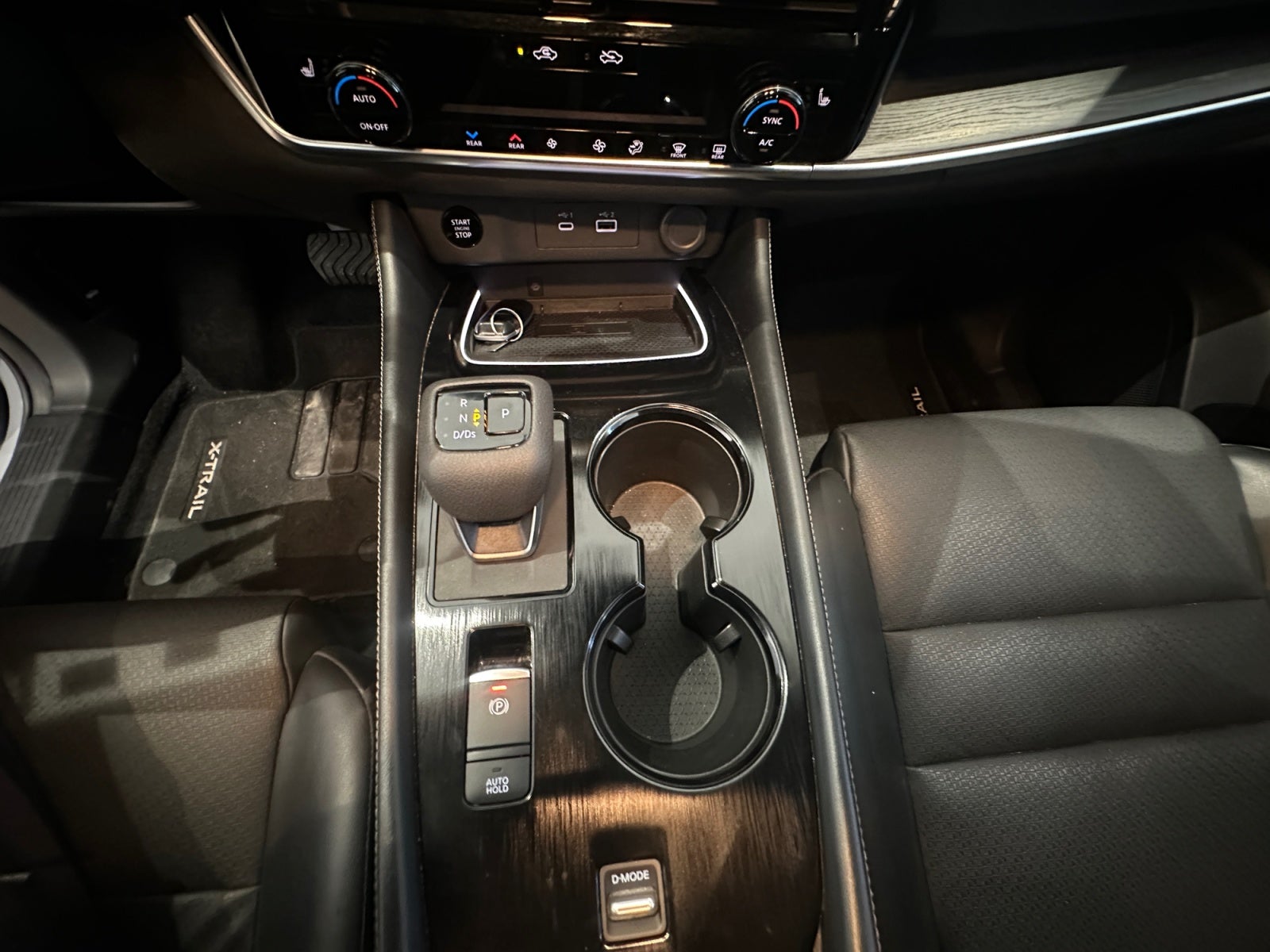 2025 Nissan X-TRAIL PLATINUM PLUS 2 ROW 25