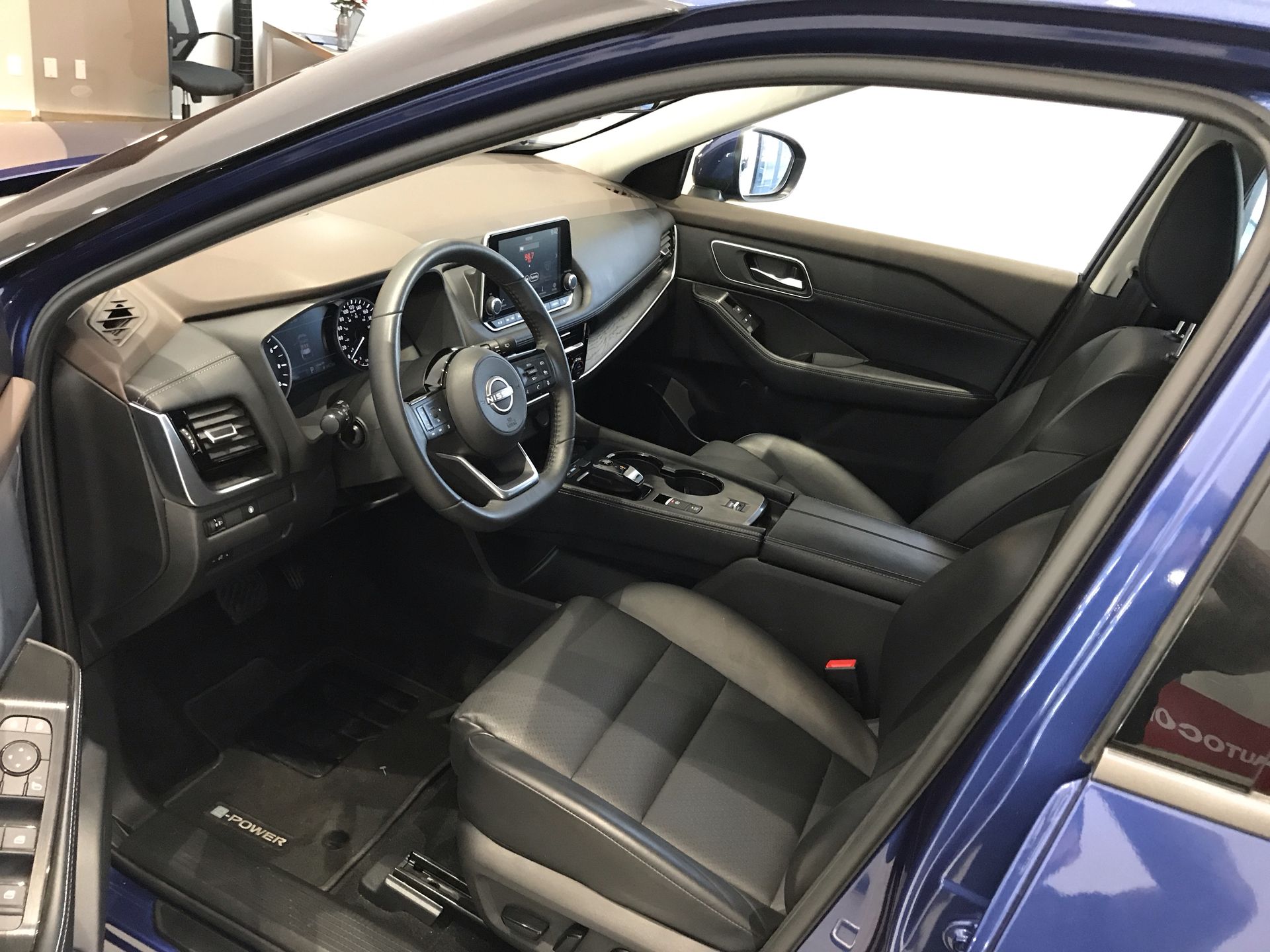 2025 Nissan X-TRAIL EXCLUSIVE E-POWER 2 ROW 25