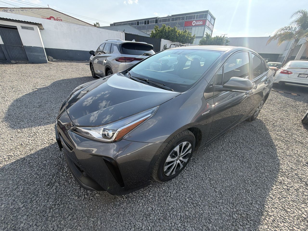 2020 Toyota PRIUS PREMIUM