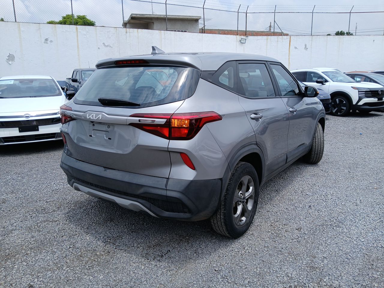 2023 Kia SELTOS EX TA