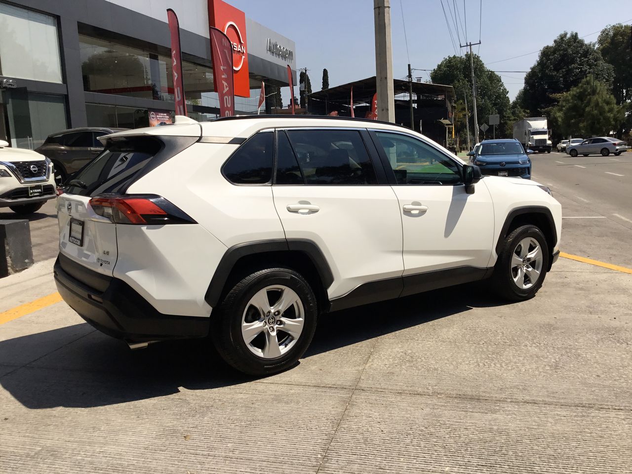 2021 Toyota RAV4 LE