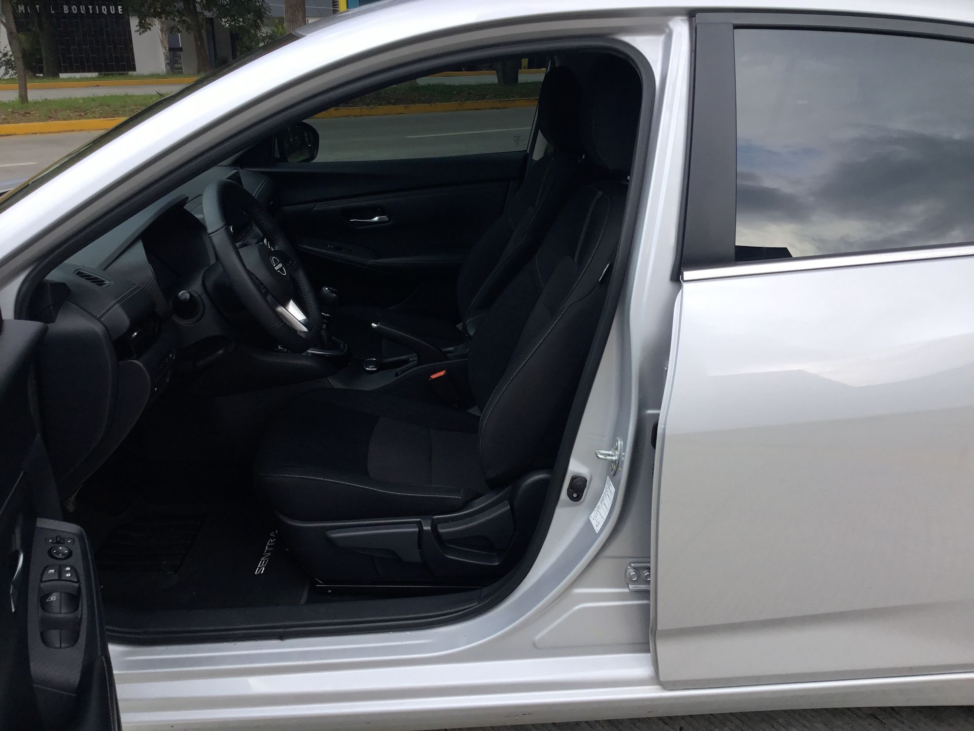 2024 Nissan SENTRA ADVANCE TM 24