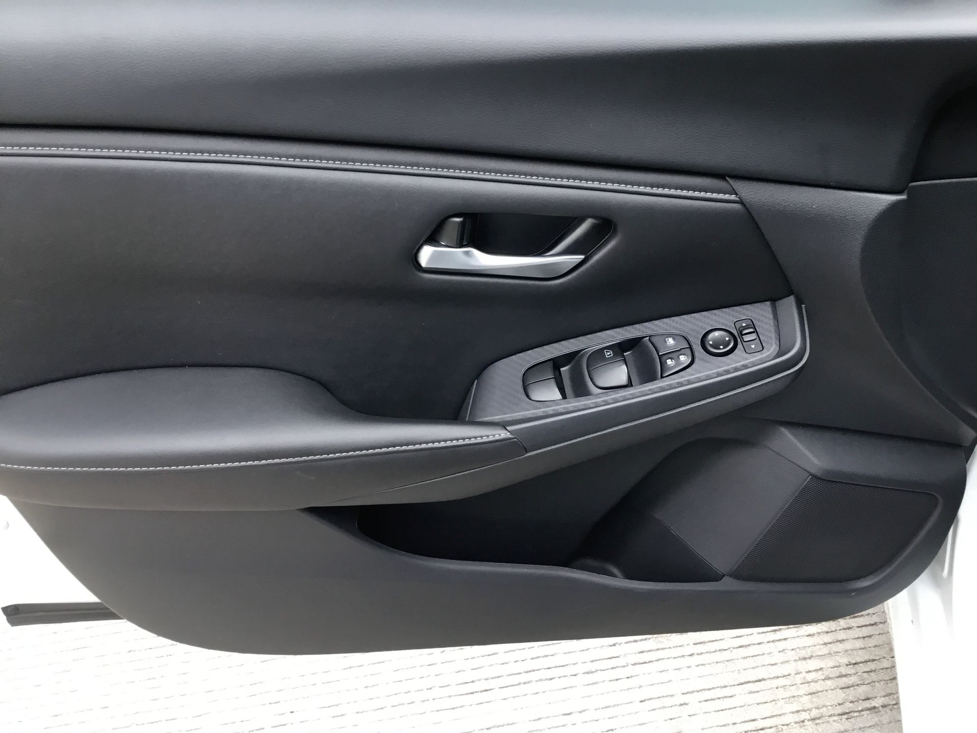 2025 Nissan SENTRA SENTRA ADVANCE CVT
