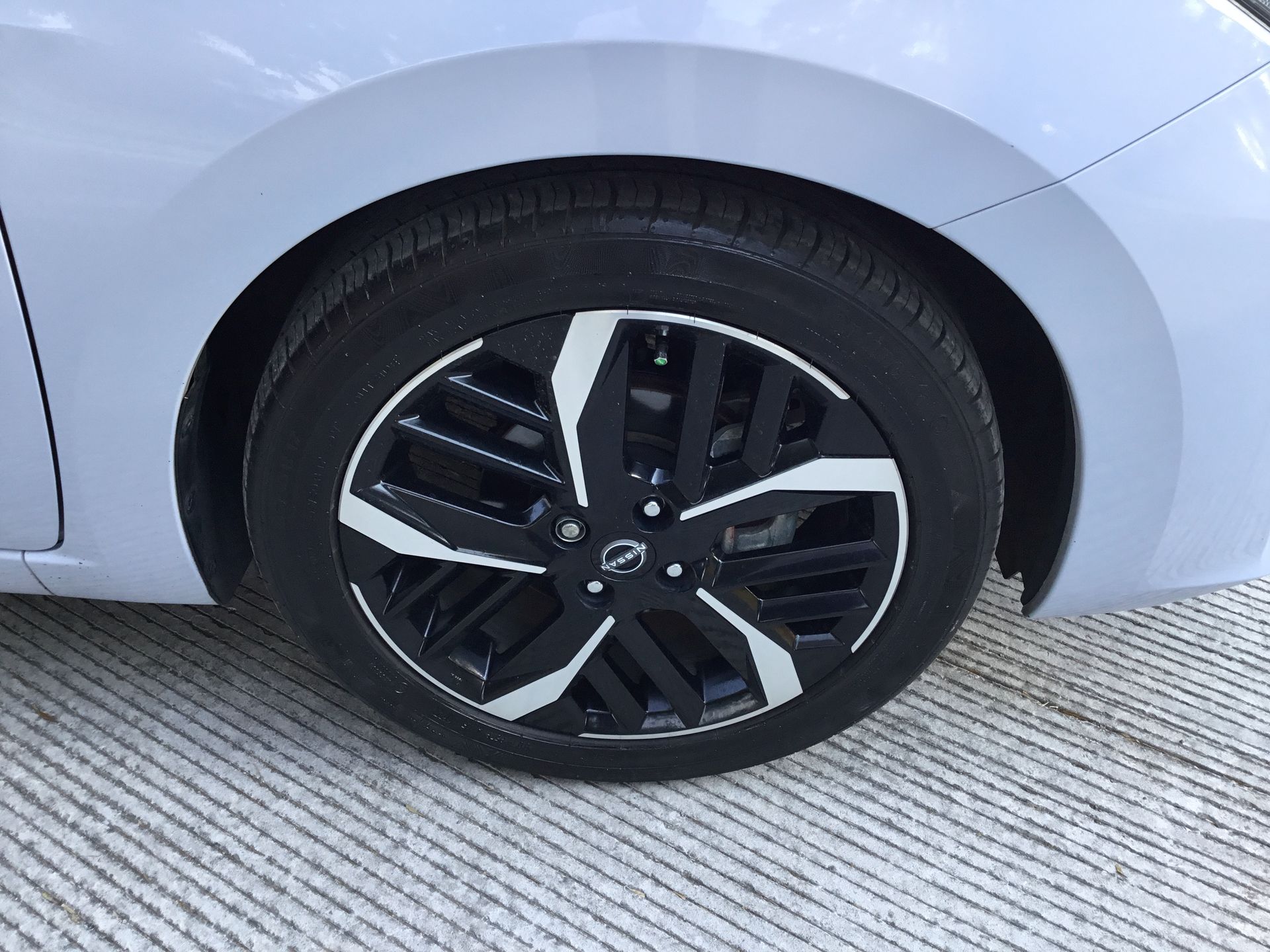 2024 Nissan VERSA SR CVT 24