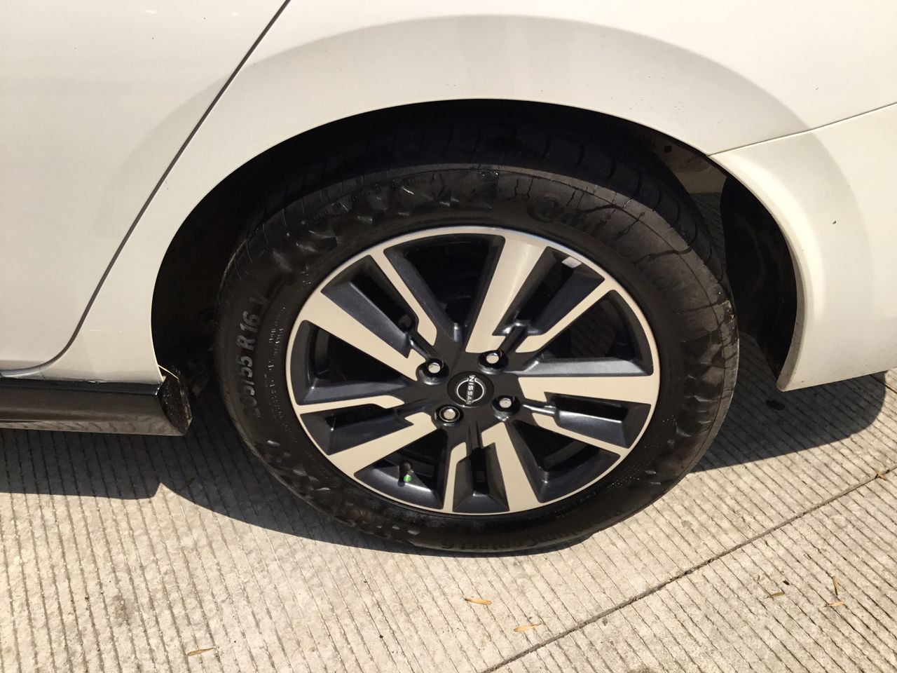 2023 Nissan VERSA ADVANCE CVT 23