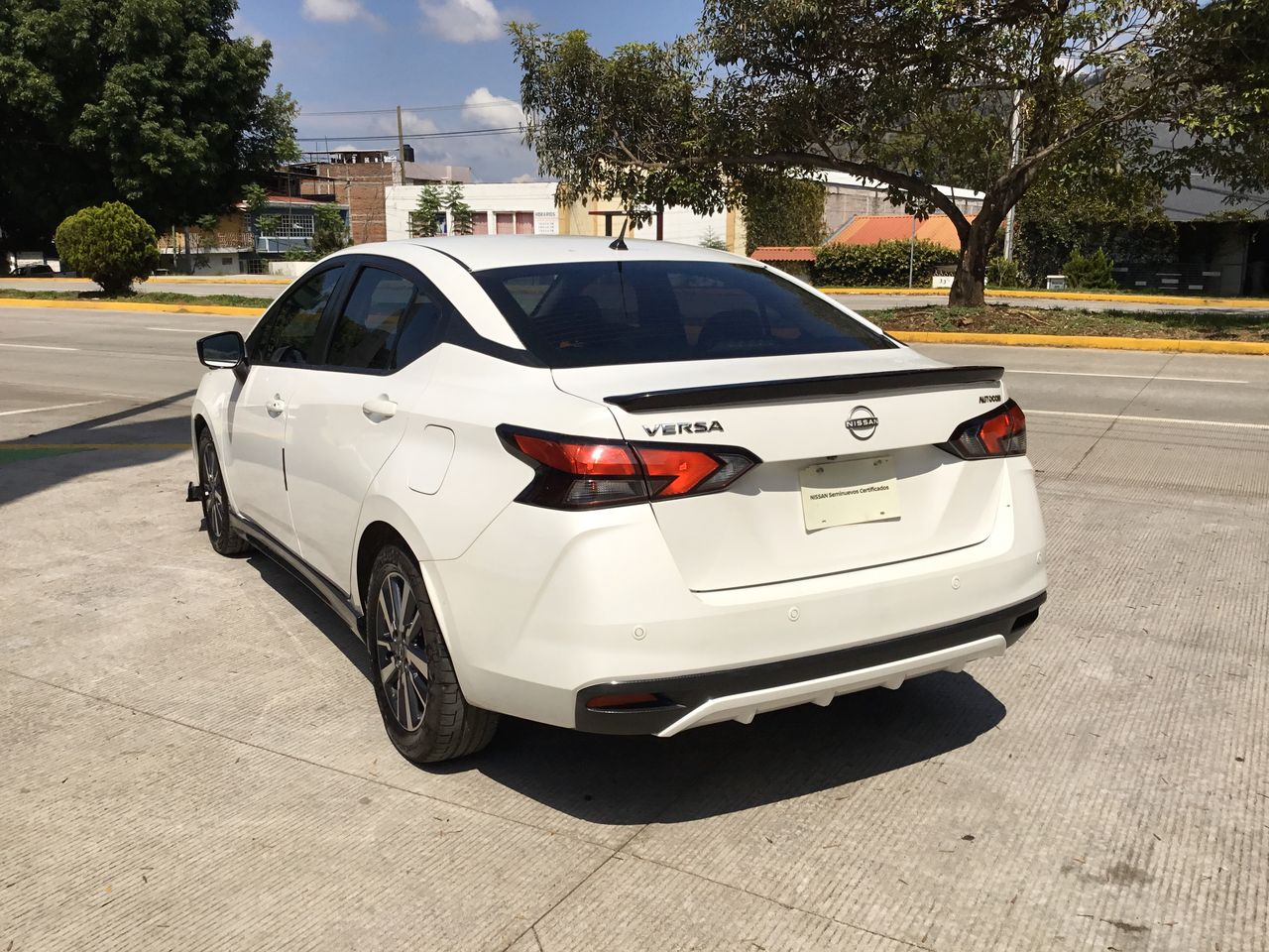2023 Nissan VERSA ADVANCE CVT 23