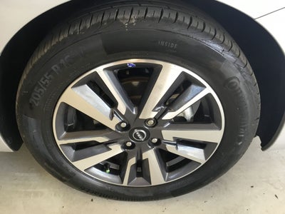 2023 Nissan VERSA ADVANCE MT 23