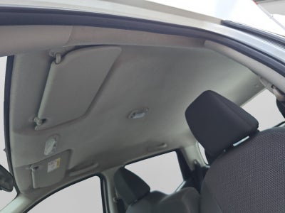 2020 Nissan NP300 DOBLE CABINA DOBLE CABINA S TM AC PAQ. SEG. 6VEL