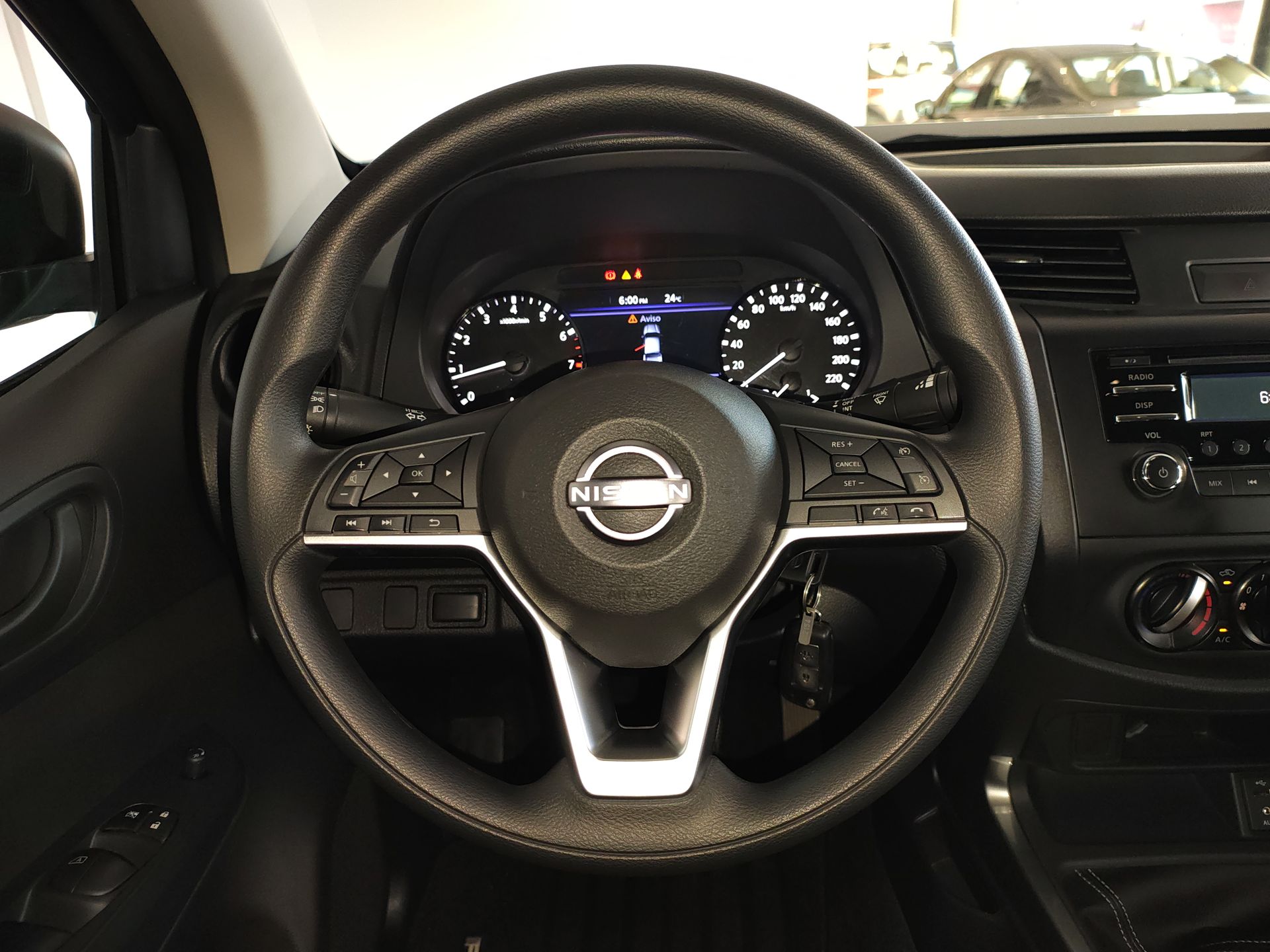 2024 Nissan FRONTIER FRONTIER XE TM 24