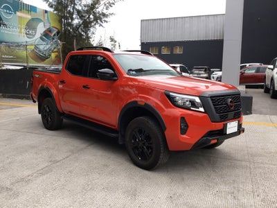 2025 Nissan FRONTIER PRO-4X 4X4 TA 25