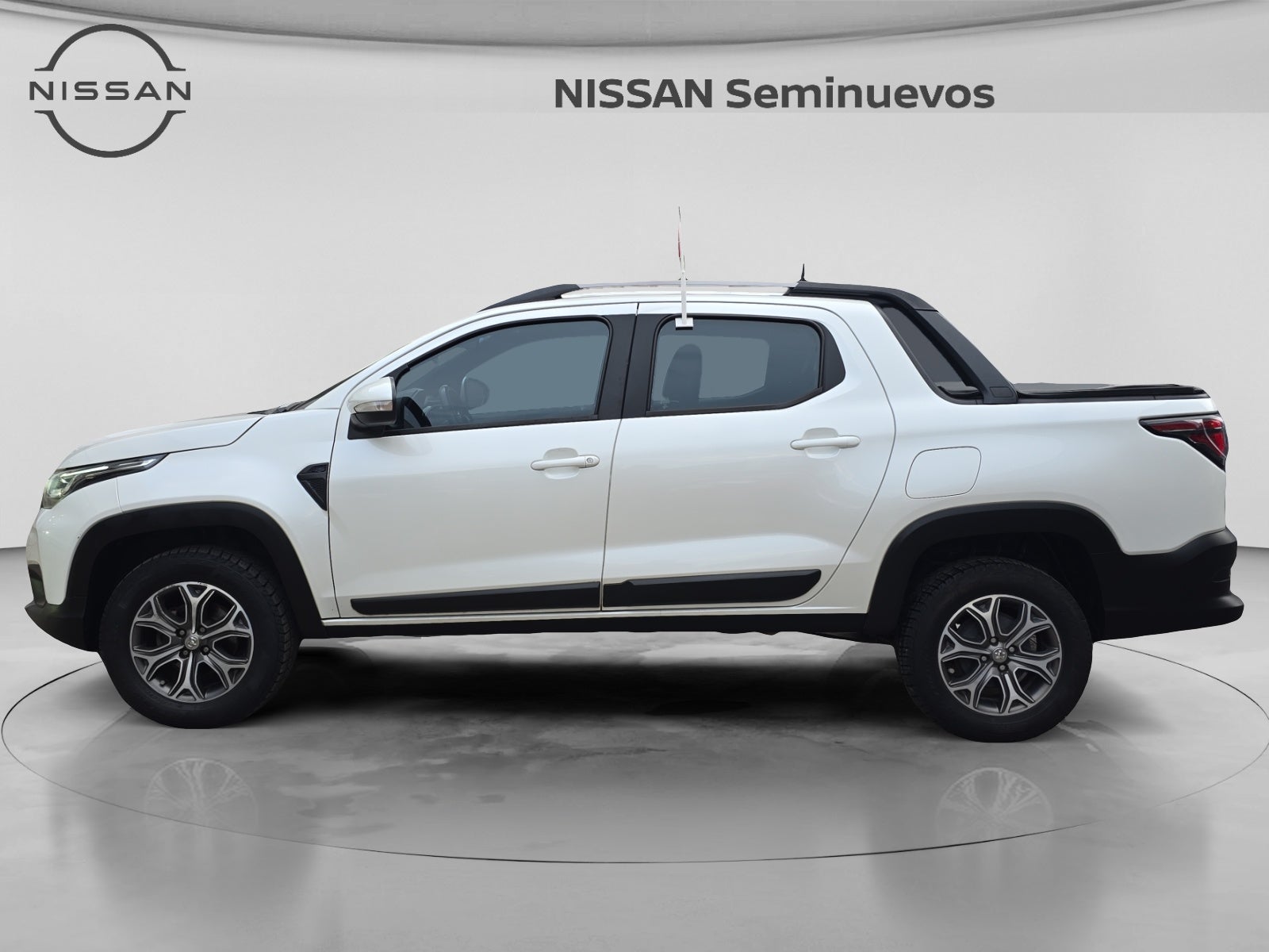 2022 RAM JOURNEY LARAMIE CREW CAB