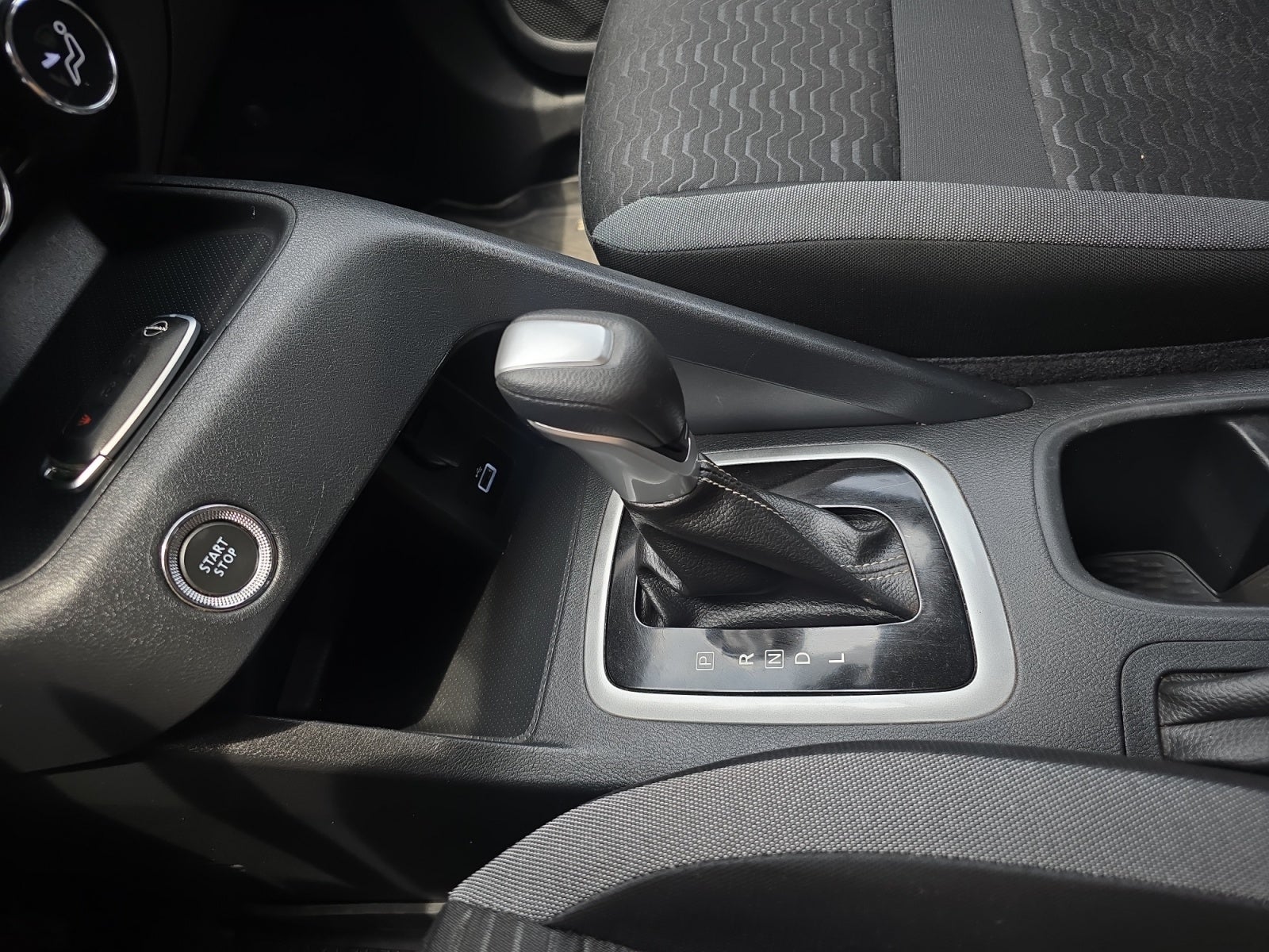 2025 Nissan MAGNITE ADVANCE 1.0 LTS CVT 25