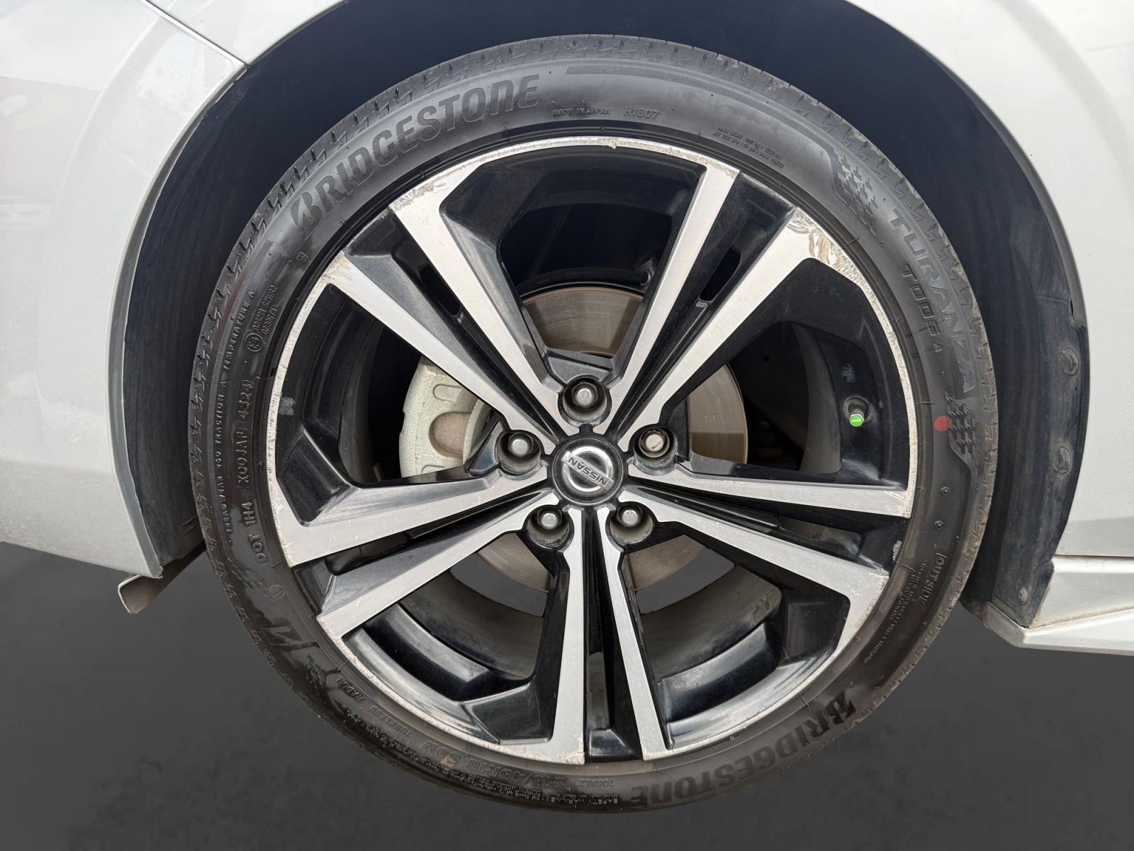 2023 Nissan SENTRA SR CVT 23