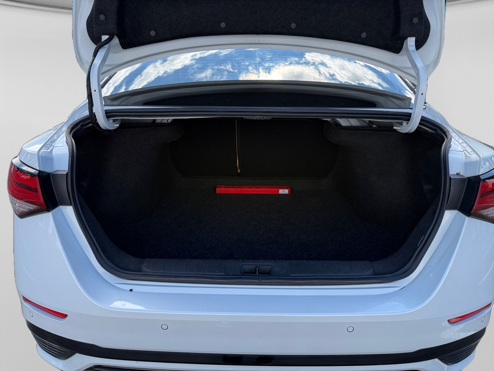 2025 Nissan SENTRA SR PLATINUM BITONO CVT 25