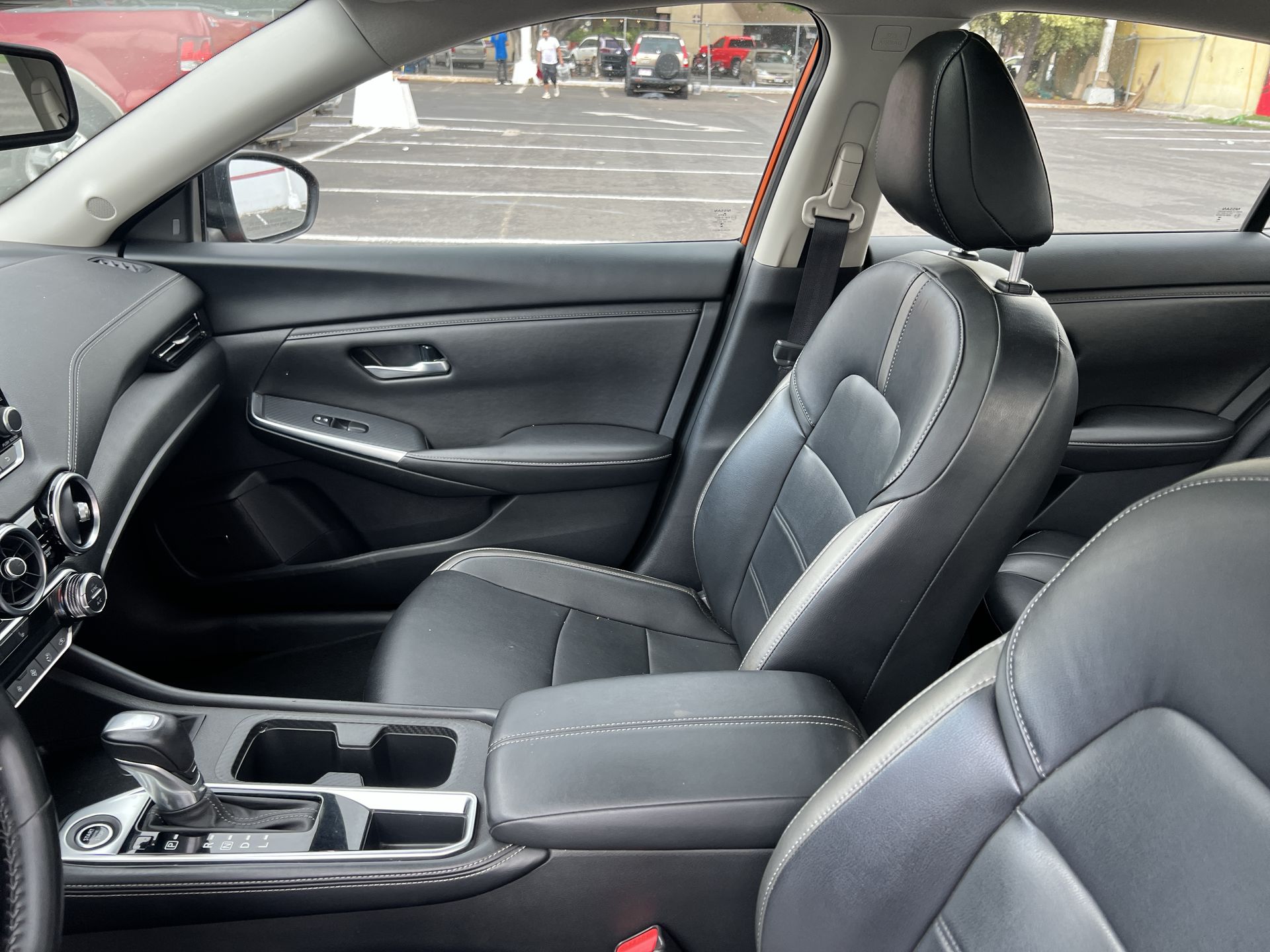 2025 Nissan SENTRA SR PLATINUM BITONO CVT 25