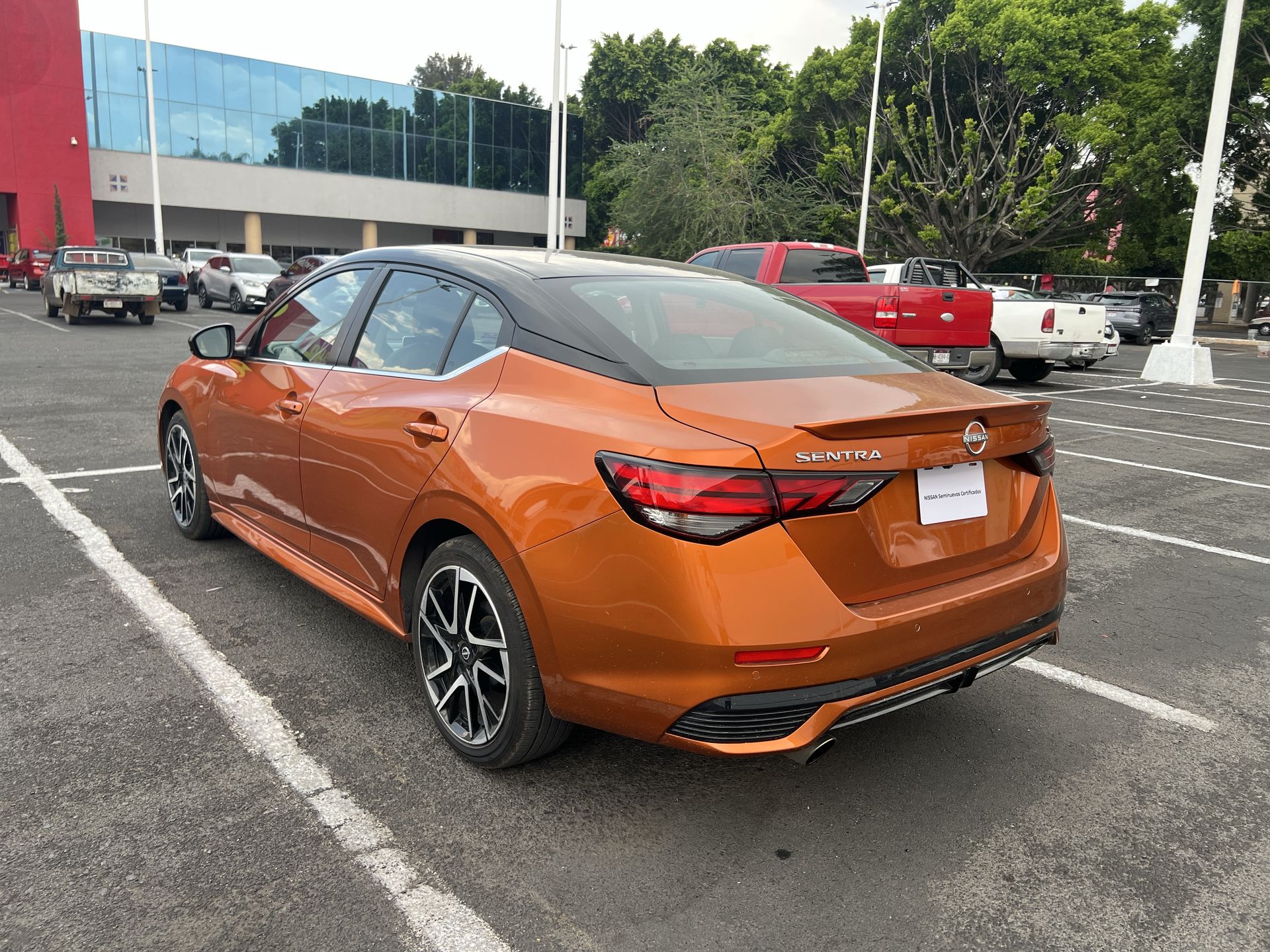2025 Nissan SENTRA SR PLATINUM BITONO CVT 25