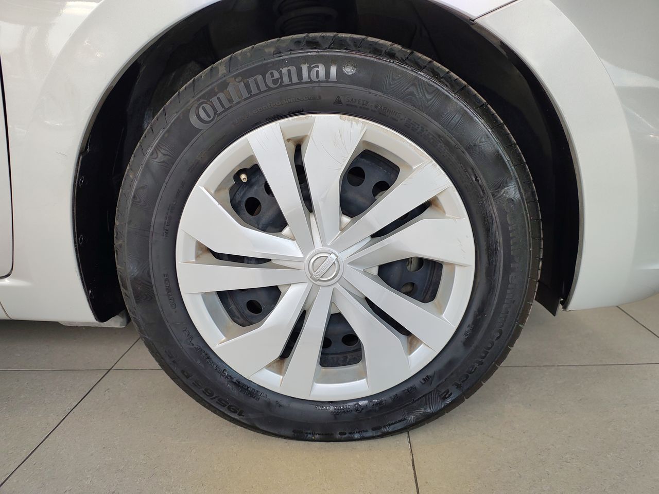 2020 Nissan VERSA SENSE MT