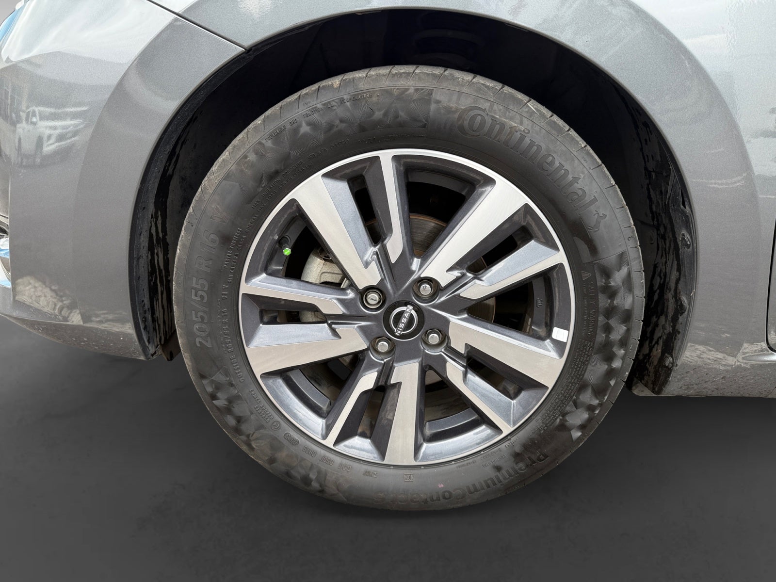 2023 Nissan VERSA ADVANCE MT 23