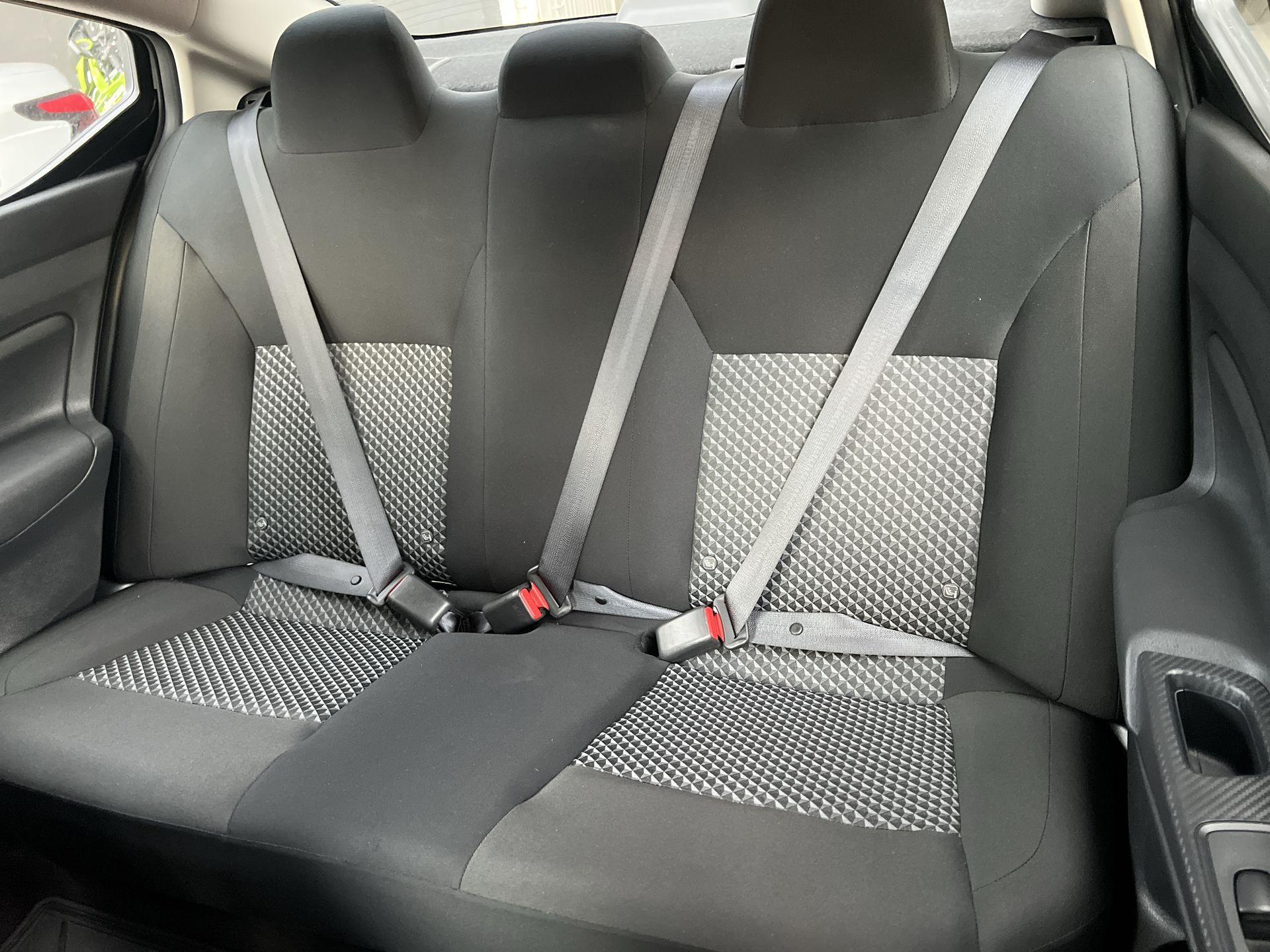 2024 Nissan VERSA SENSE MT 24