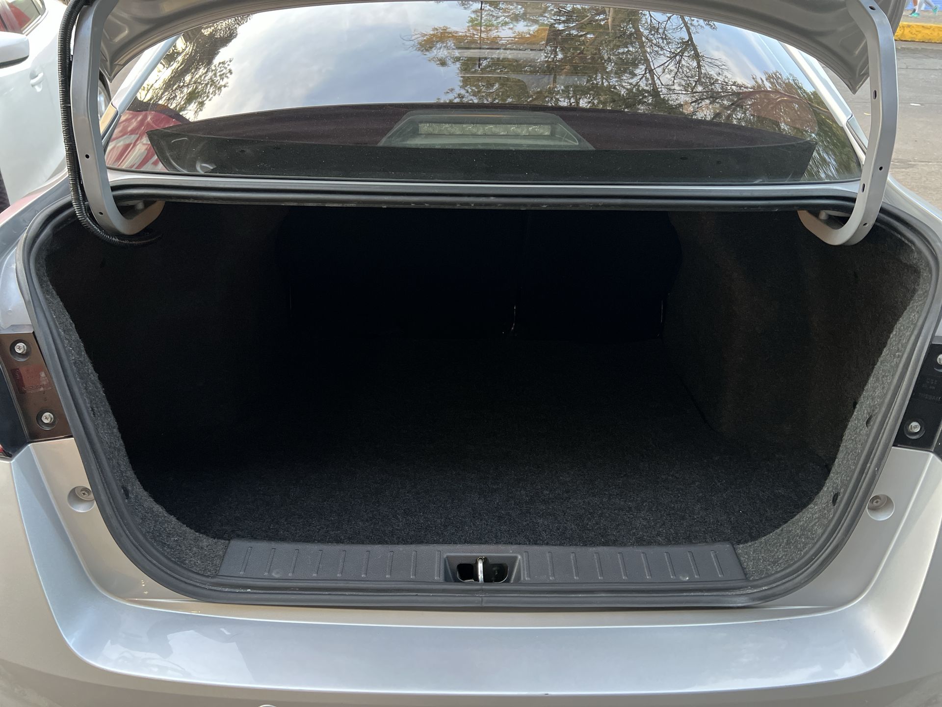 2024 Nissan VERSA ADVANCE CVT 24