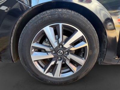2020 Nissan VERSA ADVANCE CVT