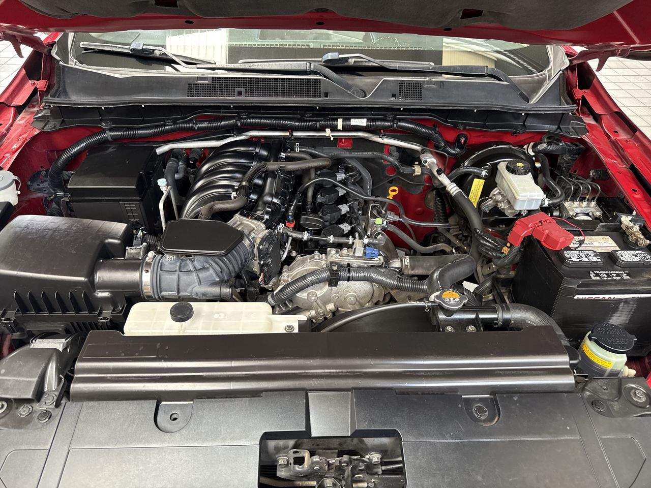 2018 Nissan FRONTIER LE TM AC