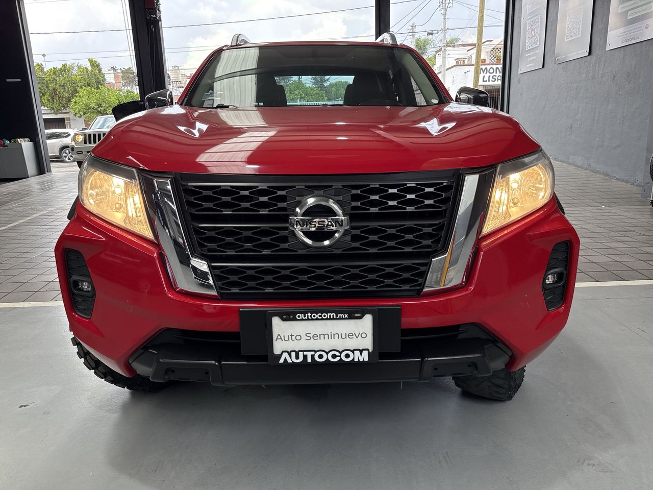 2018 Nissan FRONTIER LE TM AC