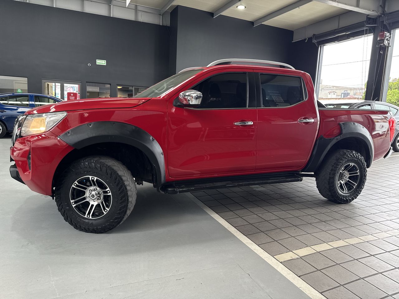 2018 Nissan FRONTIER LE TM AC