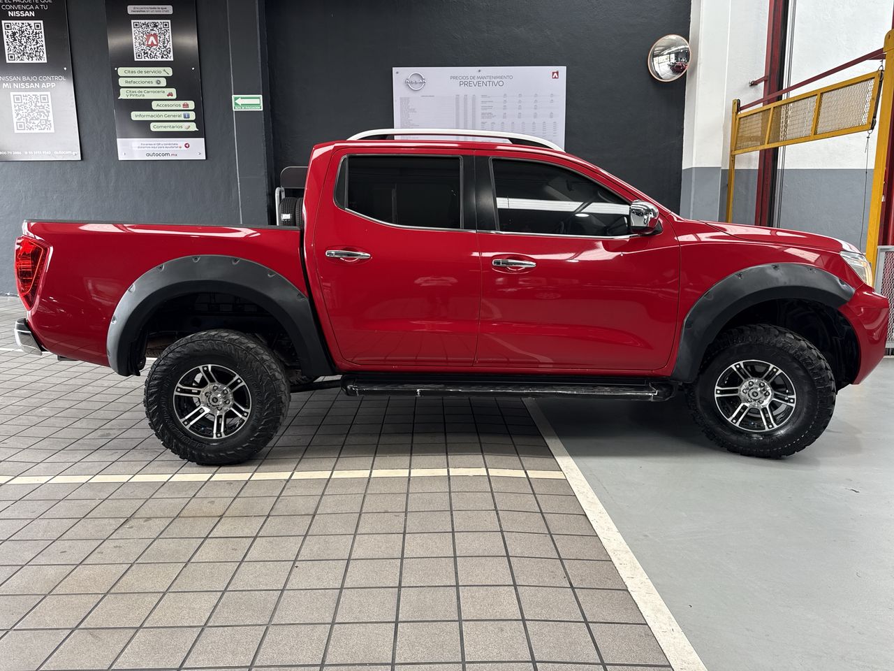 2018 Nissan FRONTIER LE TM AC