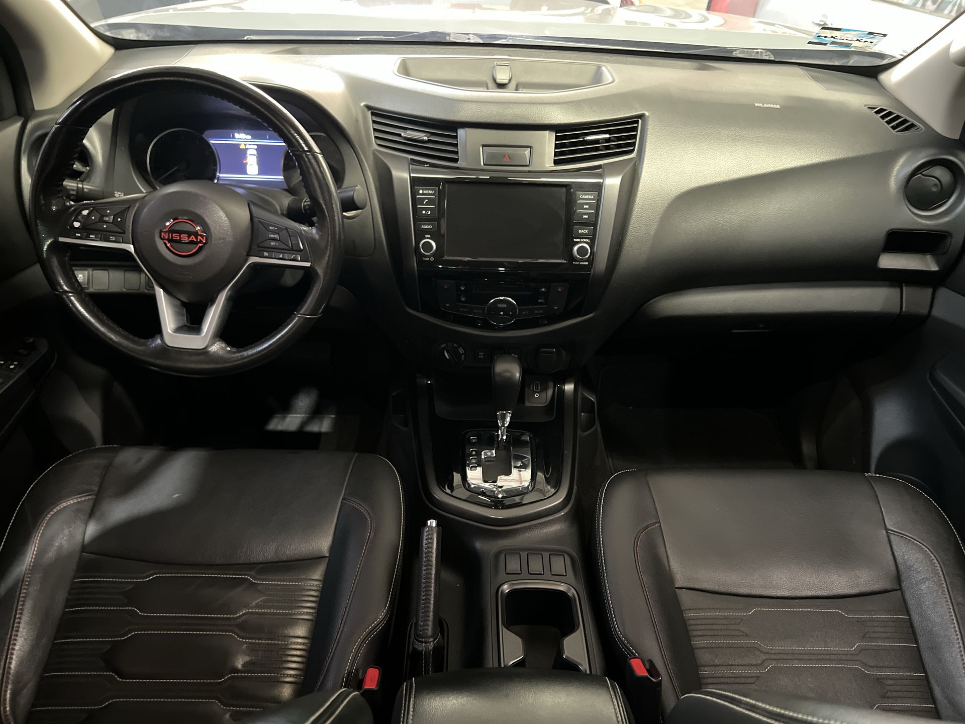 2023 Nissan FRONTIER PRO-4X 4X4 TA 23