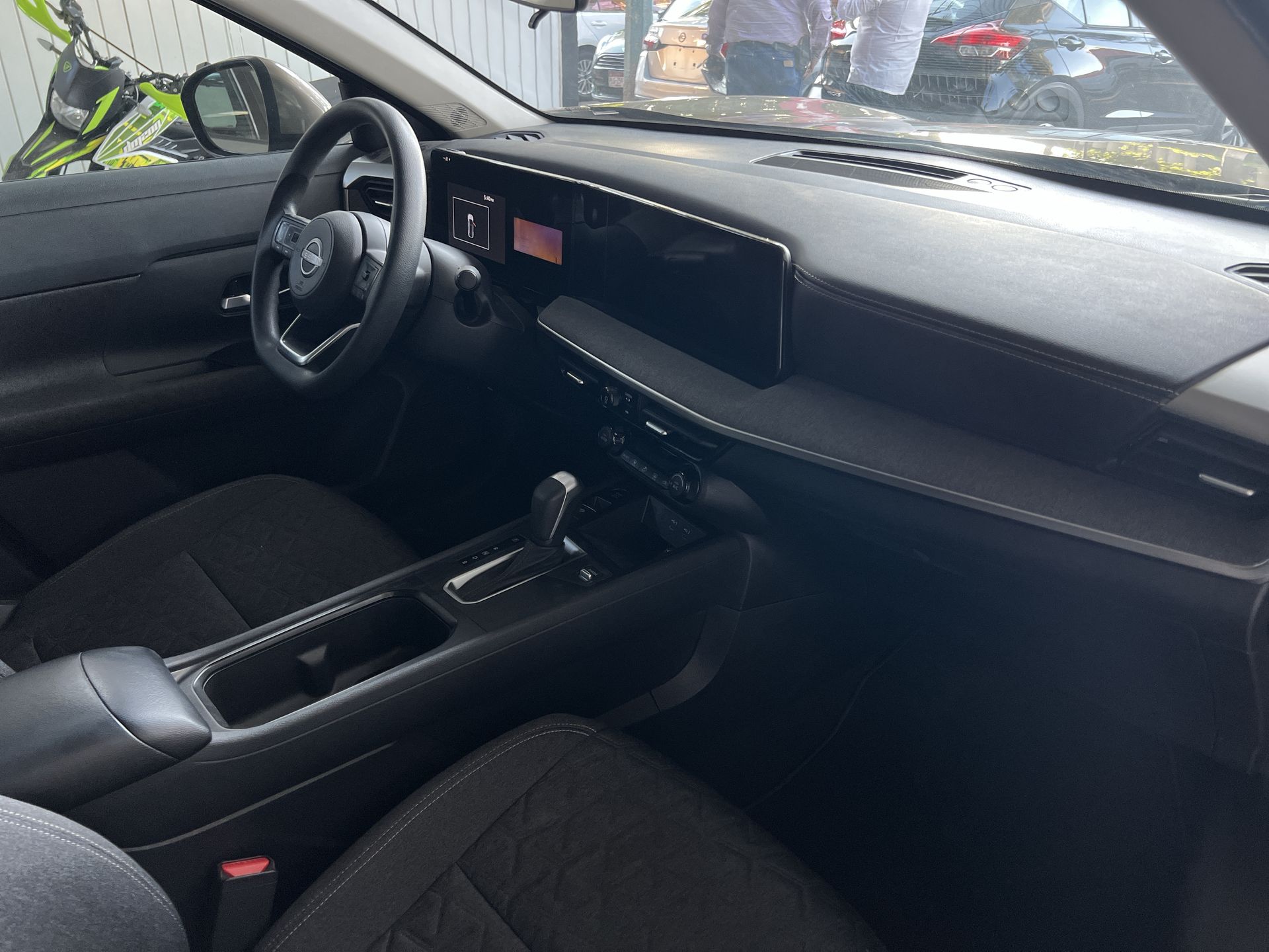 2025 Nissan KICKS ADVANCE CVT