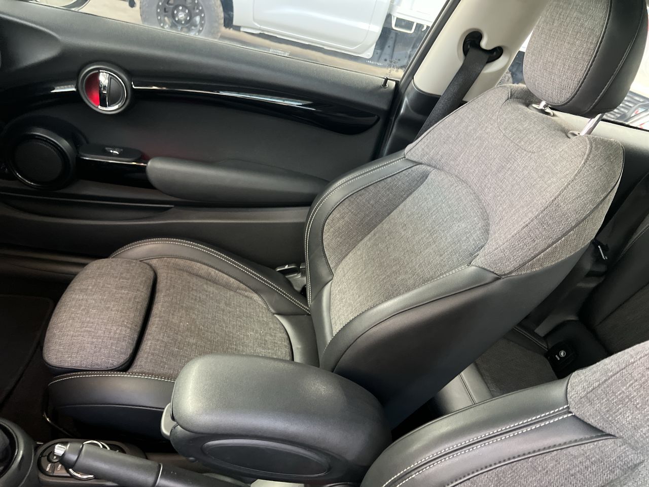 2021 MINI MINI 3 DOOR COOPER CHILI