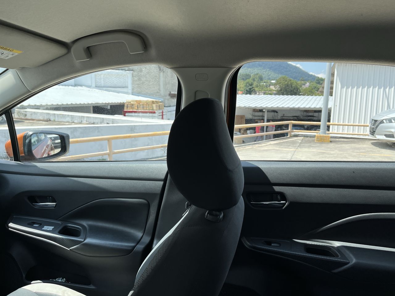 2020 Nissan VERSA ADVANCE CVT