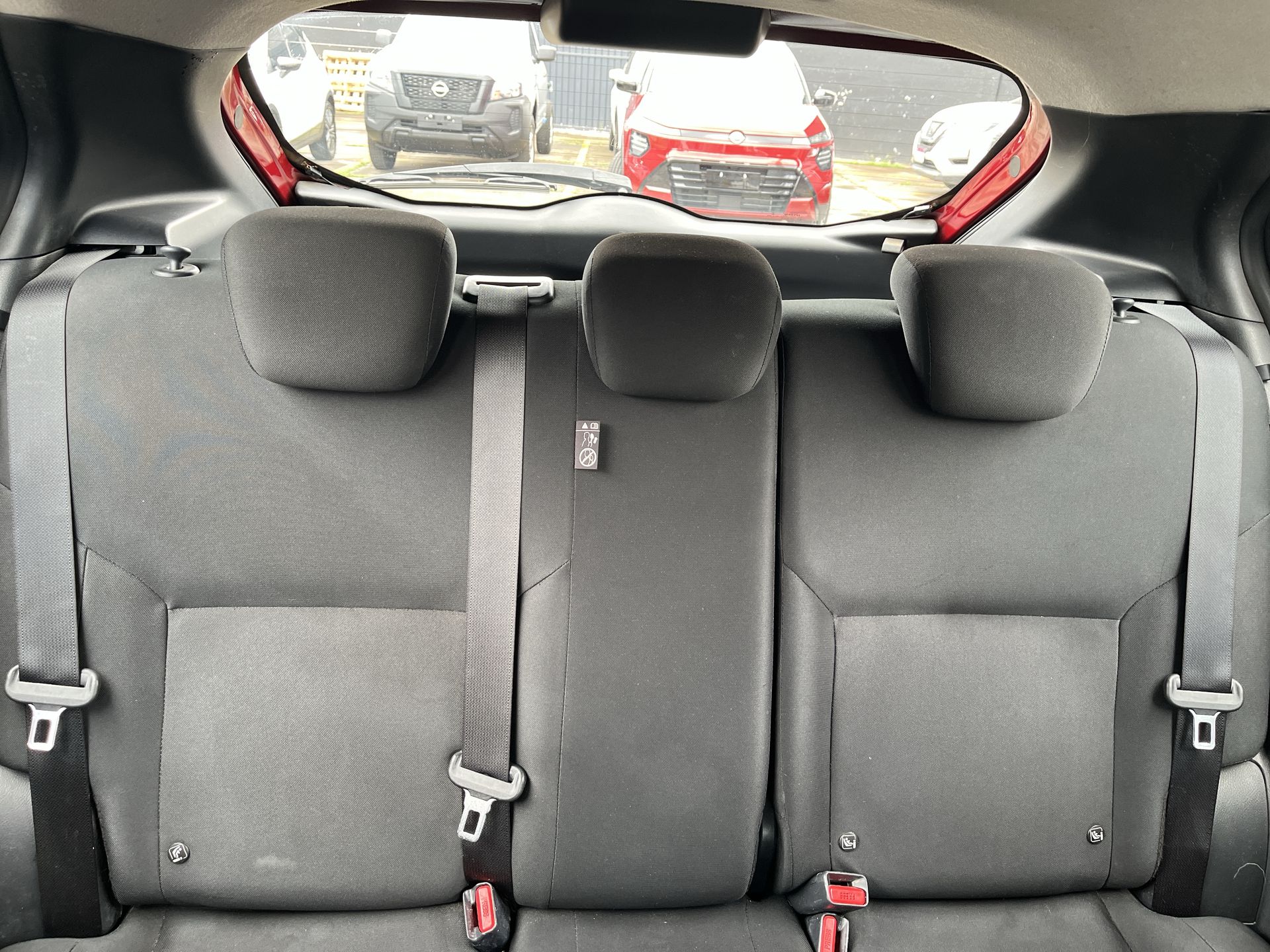 2023 Nissan KICKS ADVANCE 1.6 LTS MT 23