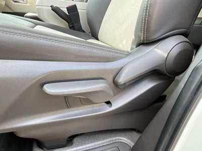 2023 Toyota HIACE 12 PASAJEROS