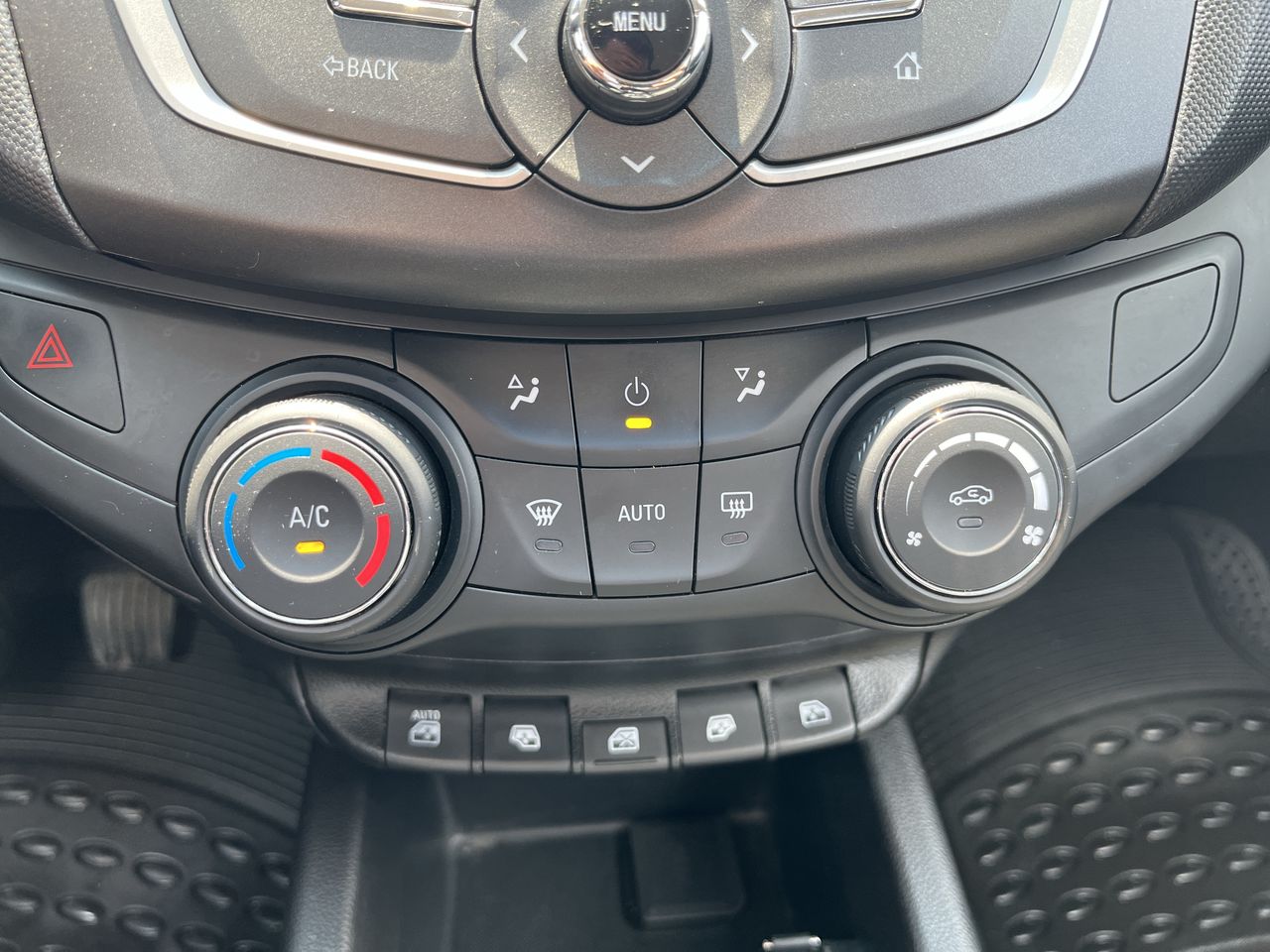2022 Chevrolet AVEO LT C MT