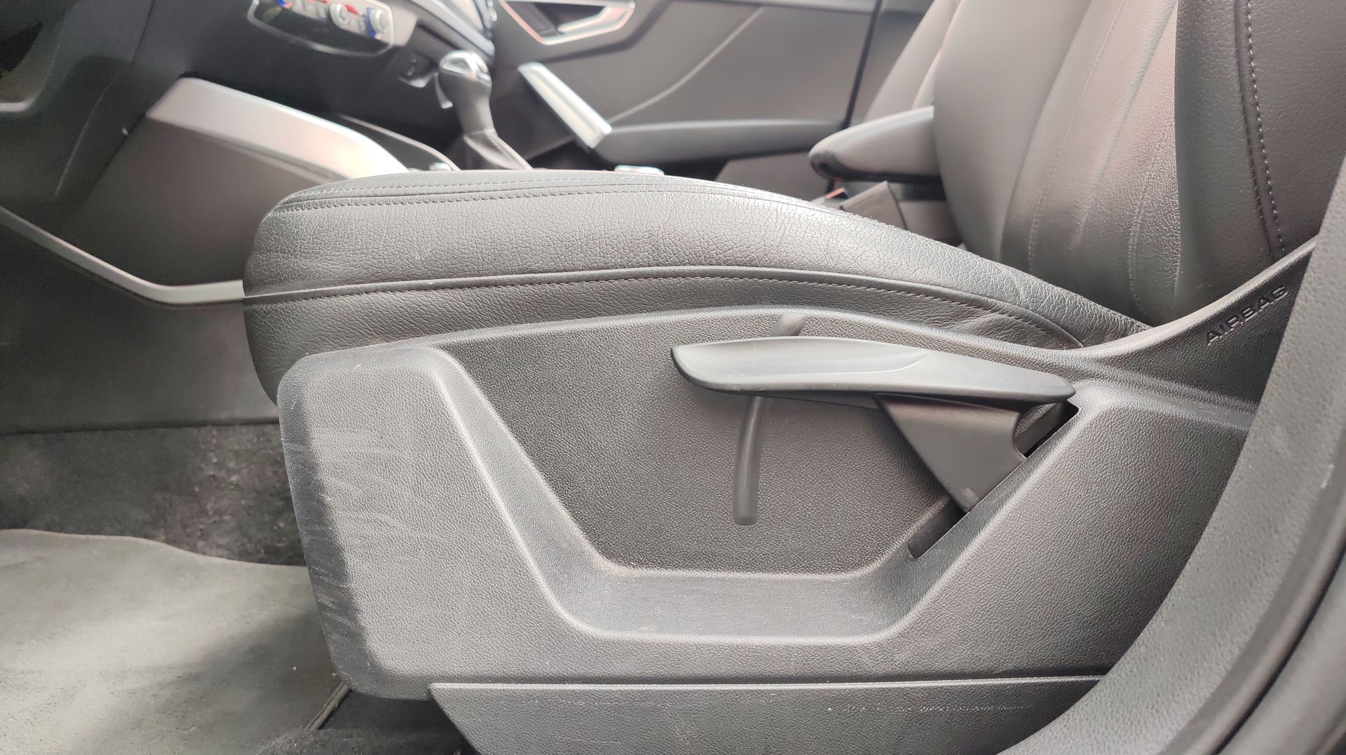 2023 Audi Q2 35 TFSI SELECT AT