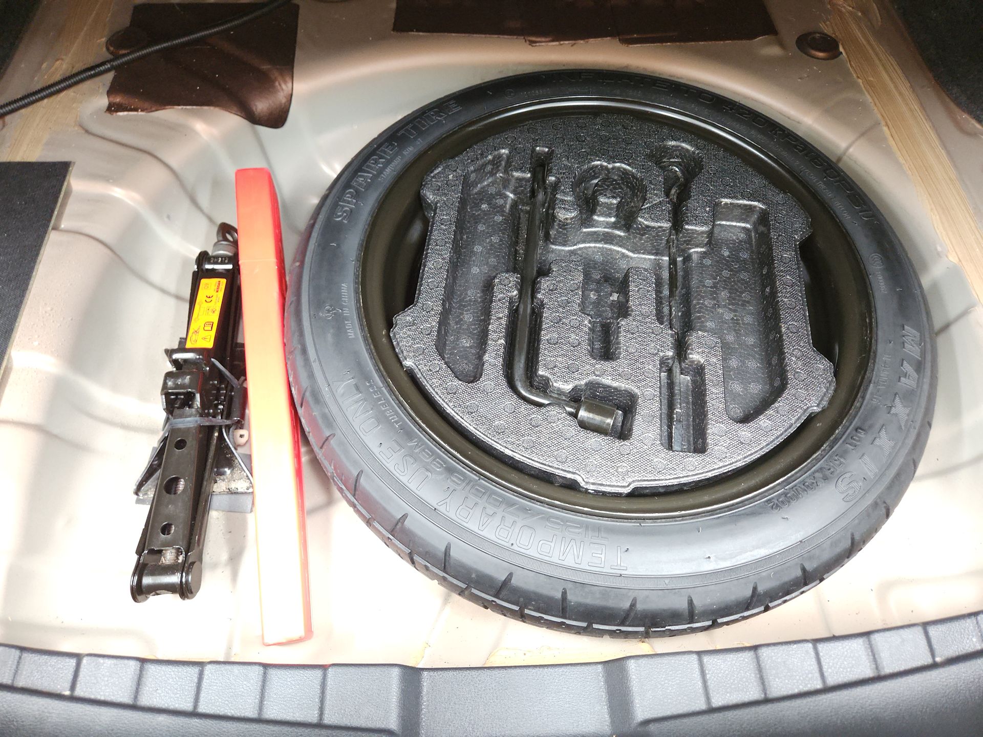 2023 Nissan SENTRA SR CVT 23