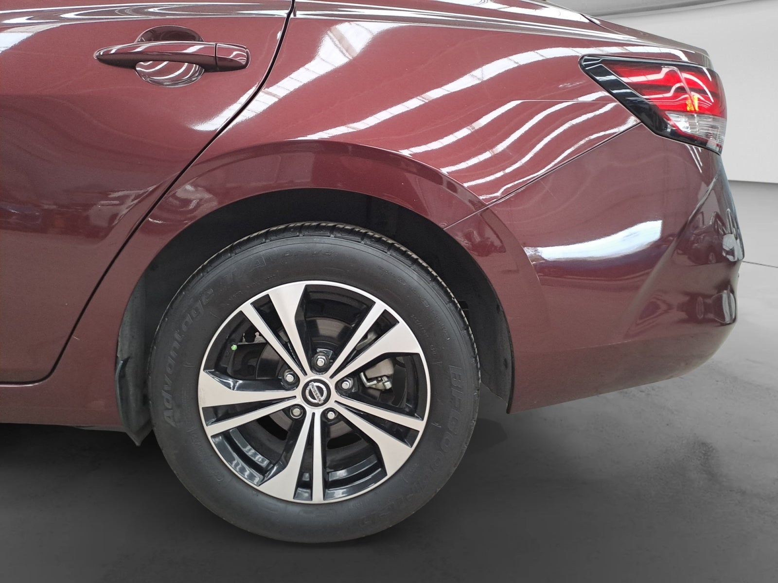 2023 Nissan SENTRA ADVANCE CVT 23