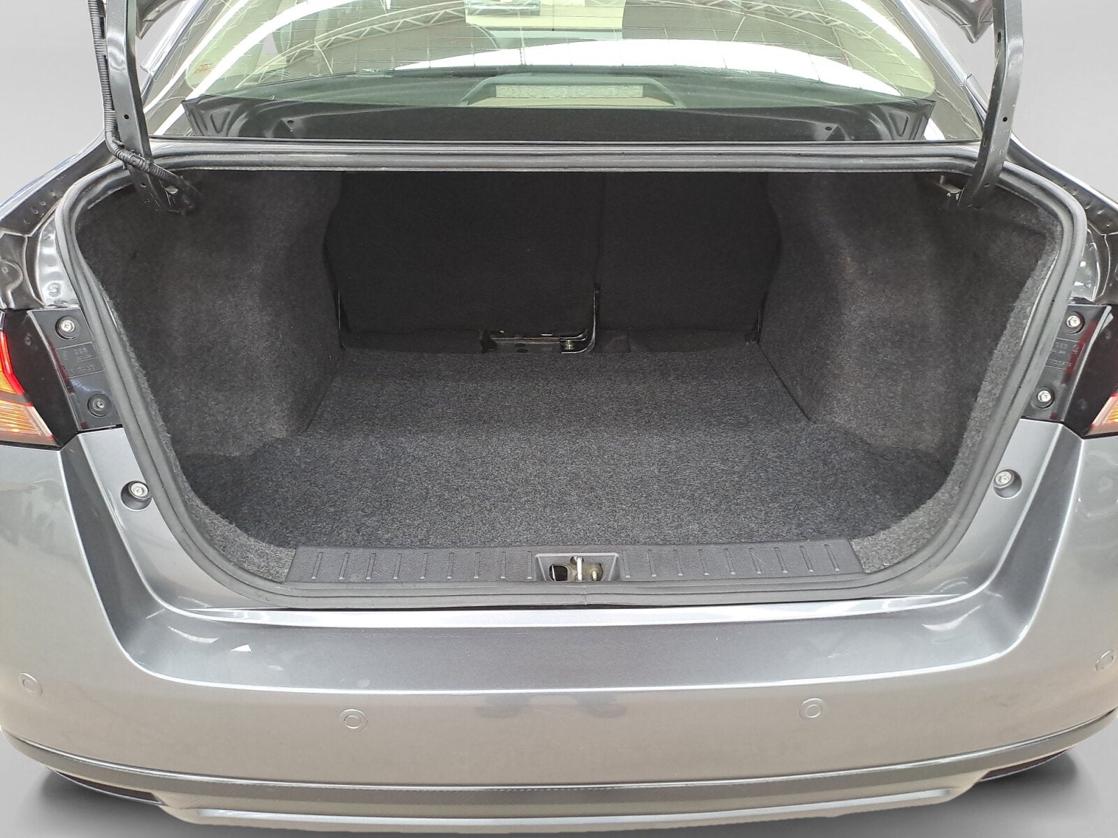 2024 Nissan VERSA ADVANCE MT 24