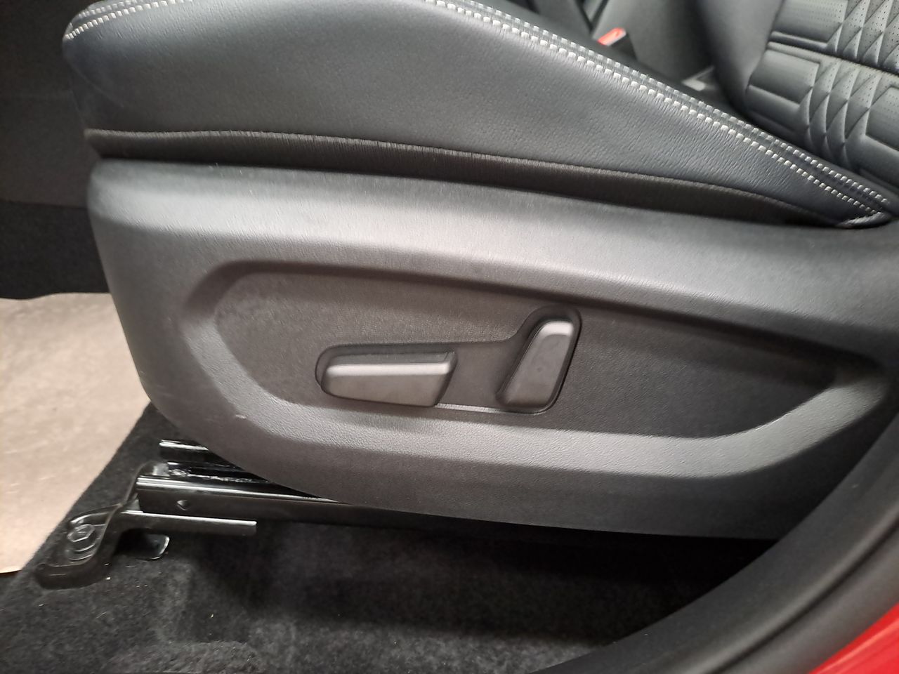 2026 Kia SONET SX IVT