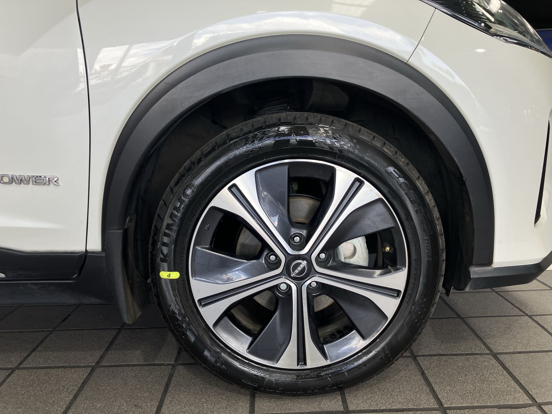 2024 Nissan KICKS PLATINUM E-POWER 24