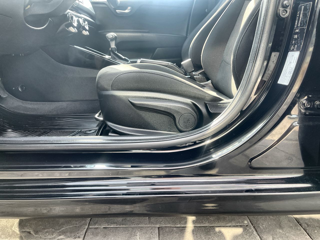 2023 Kia RIO LX TA