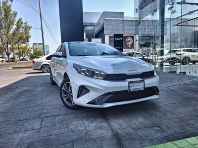 2023 Kia FORTE EX