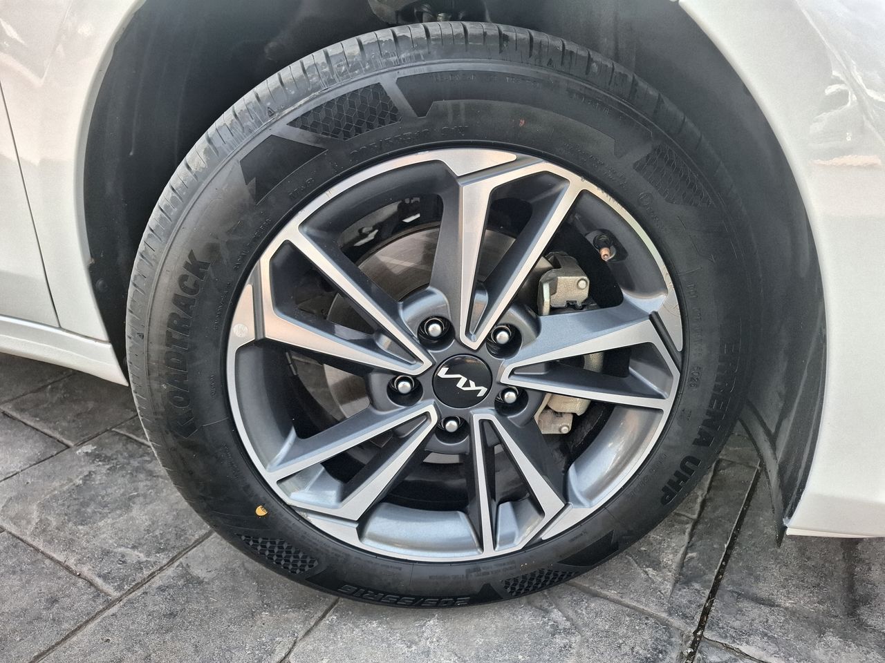 2023 Kia FORTE EX
