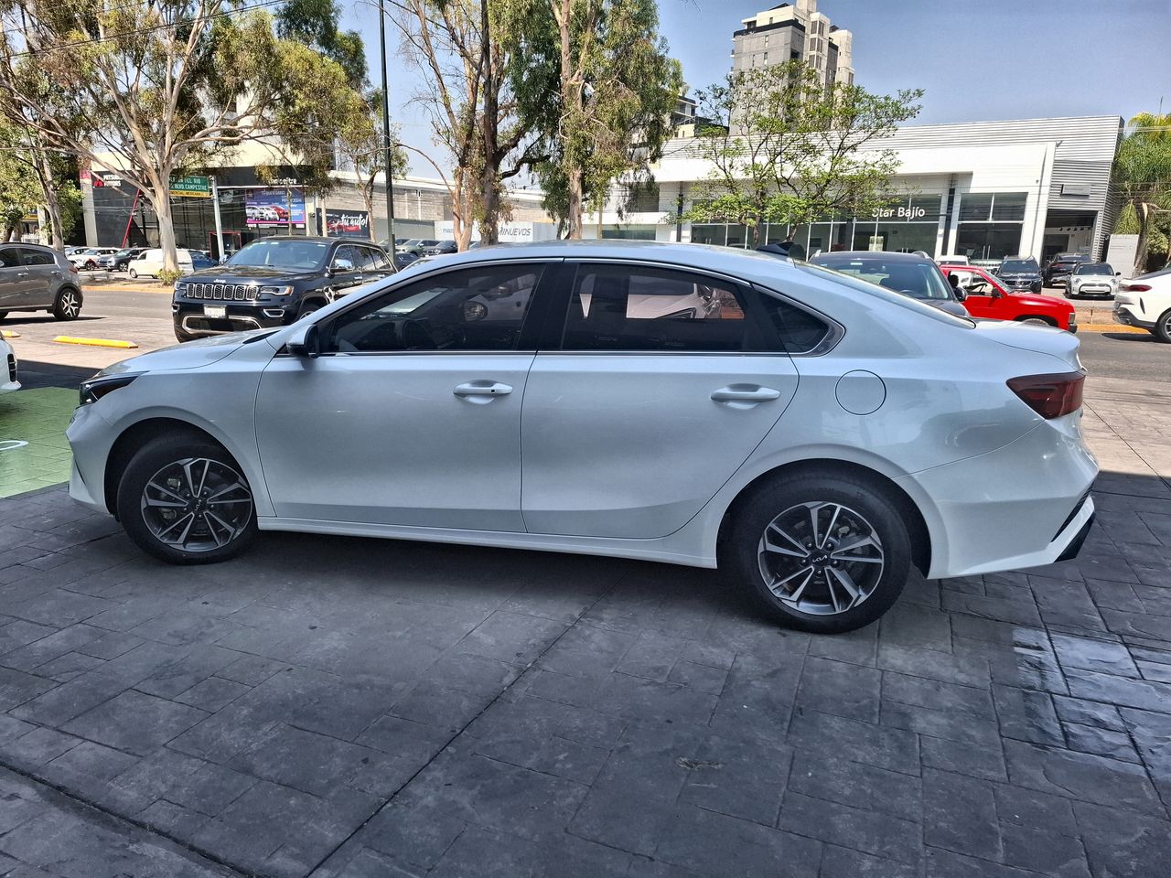 2023 Kia FORTE EX