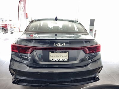 2022 Kia FORTE GT LINE
